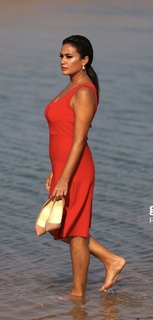 Hend Sabry feet photo thumbnail
