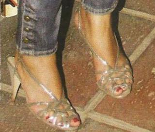 Hend Sabry feet photo thumbnail