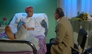 Hend Sabry feet photo thumbnail