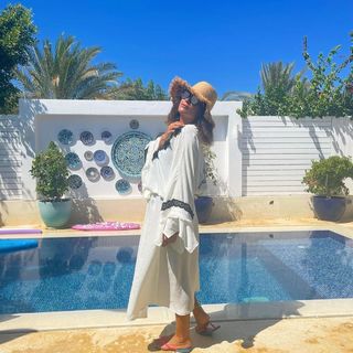 Hend Sabry feet photo thumbnail