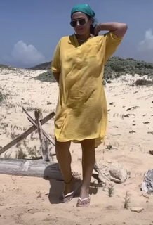 Hend Sabry feet photo thumbnail