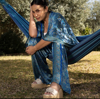 Hend Sabry feet photo thumbnail