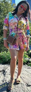 Hend Sabry feet photo thumbnail