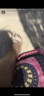 Hend Sabry feet photo thumbnail