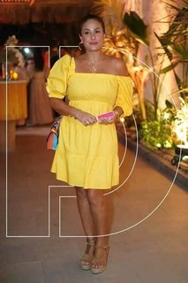 Hend Sabry feet photo thumbnail