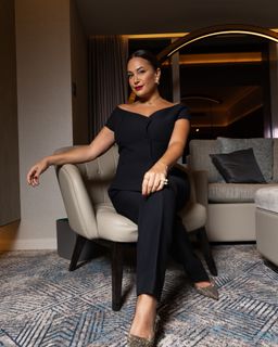 Hend Sabry feet photo 1