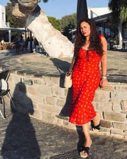 Hend Sabry feet photo 4
