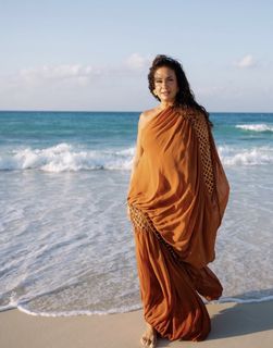 Hend Sabry feet photo 15