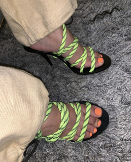 Hennessy Carolina feet photo 12