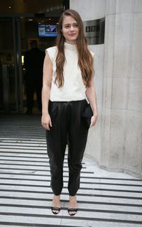 Hera Hilmar feet photo 14