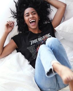 Herizen F. Guardiola feet photo 8
