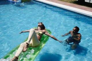 Hermione Corfield feet photo thumbnail