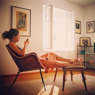 Hermione Corfield feet photo thumbnail