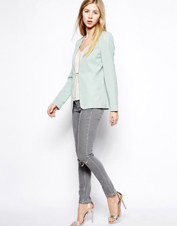 Hermione Corfield feet photo thumbnail