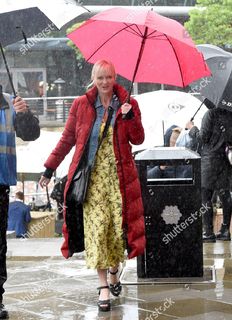 Hermione Norris feet photo 3