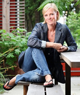 Hermione Norris feet photo 2