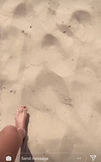 Hetti Bywater feet photo 9