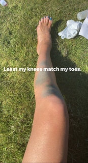 Hetti Bywater feet photo 13