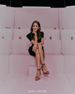 Hiba Abouk feet photo 5