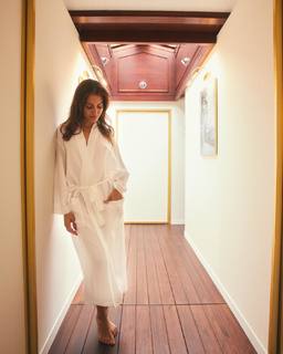 Hiba Abouk feet photo 3