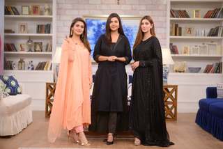 Hiba Bukhari feet photo 1
