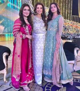Hiba Bukhari feet photo 7