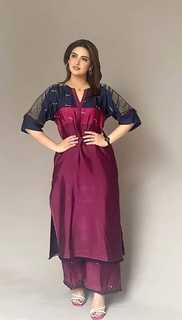 Hiba Bukhari feet photo 5