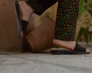 Hiba Bukhari feet photo 11
