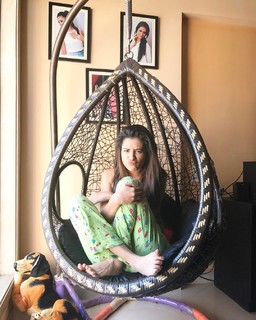 Hiba Nawab feet photo 18