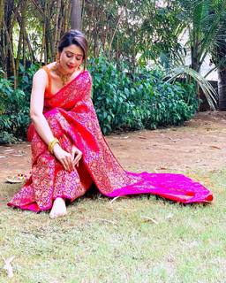 Hiba Nawab feet photo 1