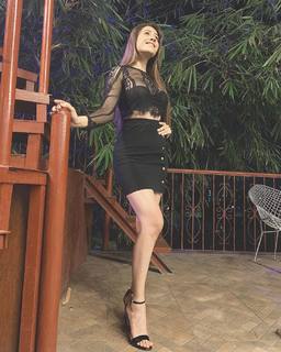 Hiba Nawab feet photo 12