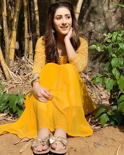 Hiba Nawab feet photo 14