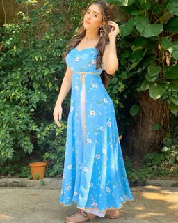 Hiba Nawab feet photo 8