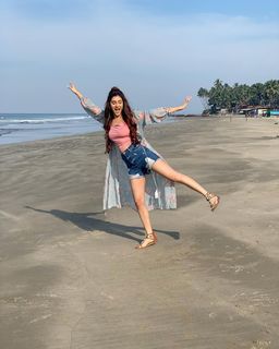 Hiba Nawab feet photo 14