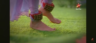 Hiba Nawab feet photo 11