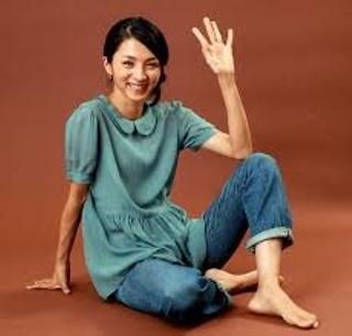Hikari Mitsushima feet photo 3