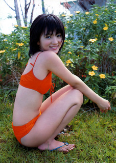 Hikari Mitsushima feet photo 7