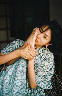 Hikari Mitsushima feet photo 15
