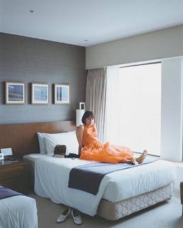 Hikari Mitsushima feet photo 6