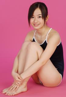 Hikari Yamaguchi feet photo 10