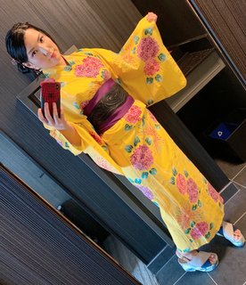 Hikaru Shida feet photo 8