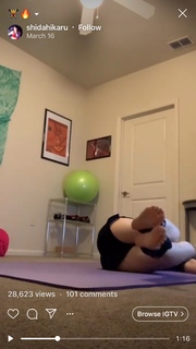 Hikaru Shida feet photo 4