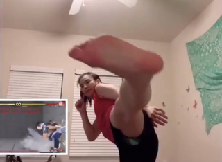 Hikaru Shida feet photo 19