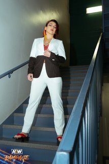 Hikaru Shida feet photo 6