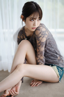 Hikaru Takahashi feet photo 3