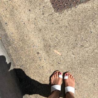 Hikaru Utada feet photo 20