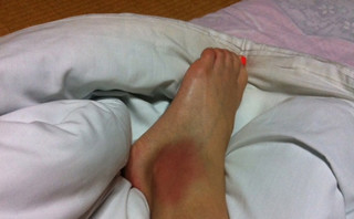 Hikaru Utada feet photo 12