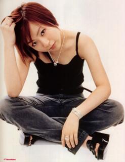 Hikaru Utada feet photo 11