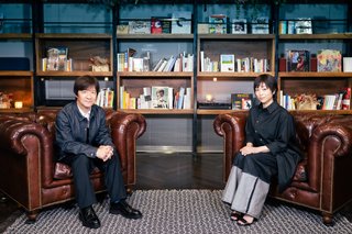 Hikaru Utada feet photo 5
