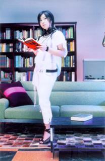 Hikaru Utada feet photo 8